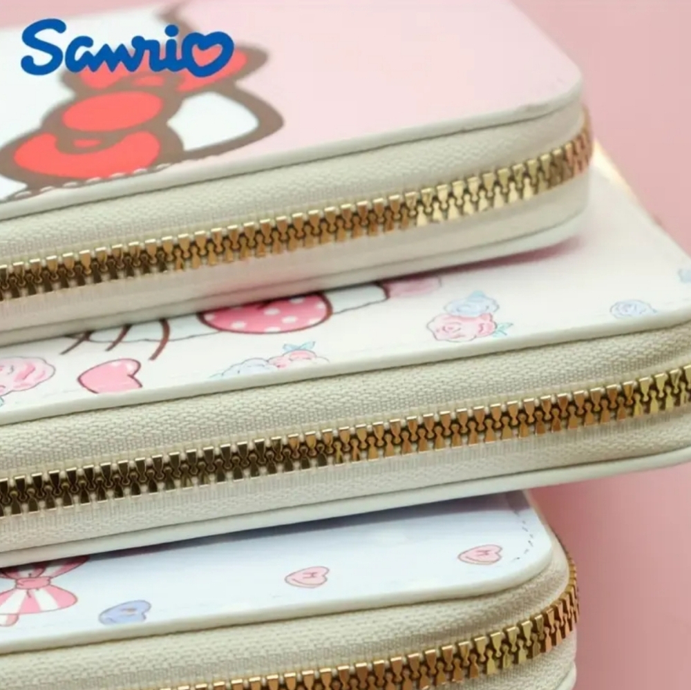 Hello Kitty Wallet - Picture 5 of 9